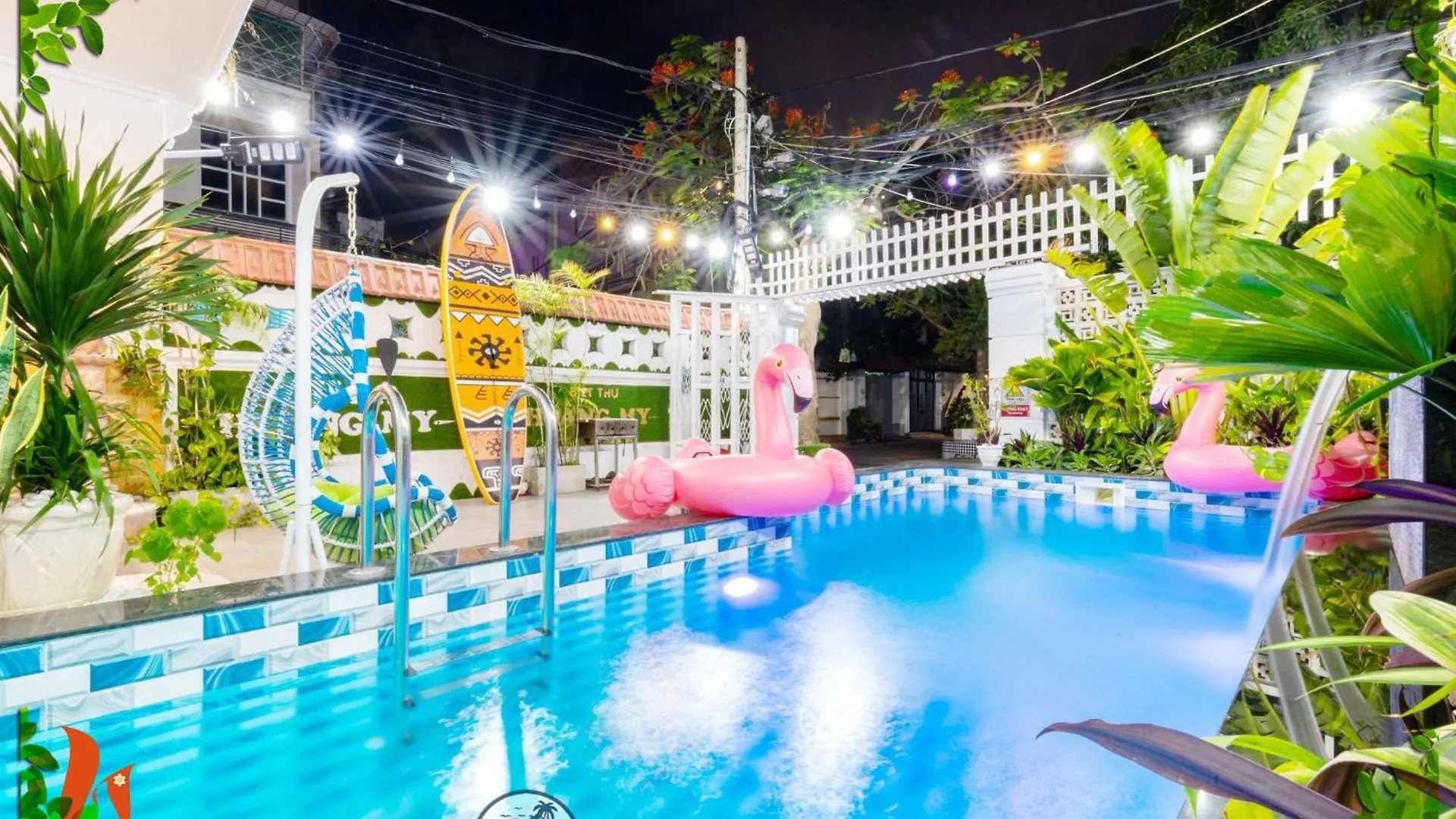 Biet Thu Dang Hoang Bai Sau Free Phao Hong Hac Villa Vung Tau